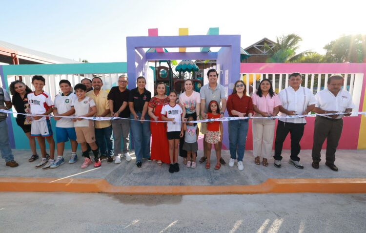Atenea entrega domo deportivo y el nuevo Parque Infantil “Pelícanos” en la colonia Electricistas