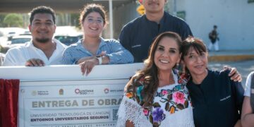 Estudiantes de la UT reciben de Mara Lezama y Ana Paty Peralta entorno seguro