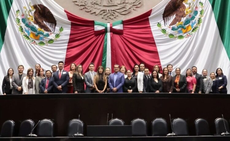 TEQROO participa en diálogo nacional con legisladores sobre justicia electoral