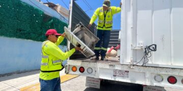 Gobierno Municipal continúa transformando Isla Mujeres con acciones permanentes de descacharrización