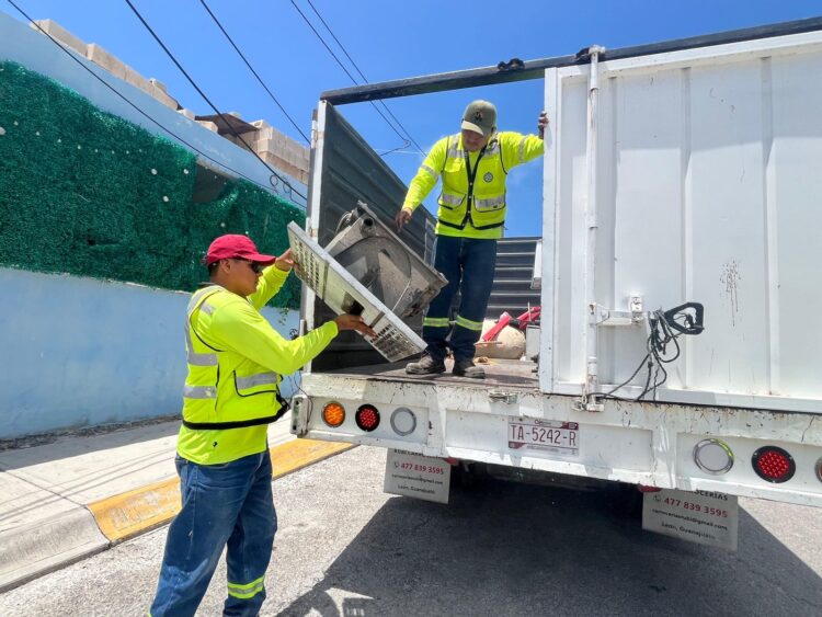 Gobierno Municipal continúa transformando Isla Mujeres con acciones permanentes de descacharrización