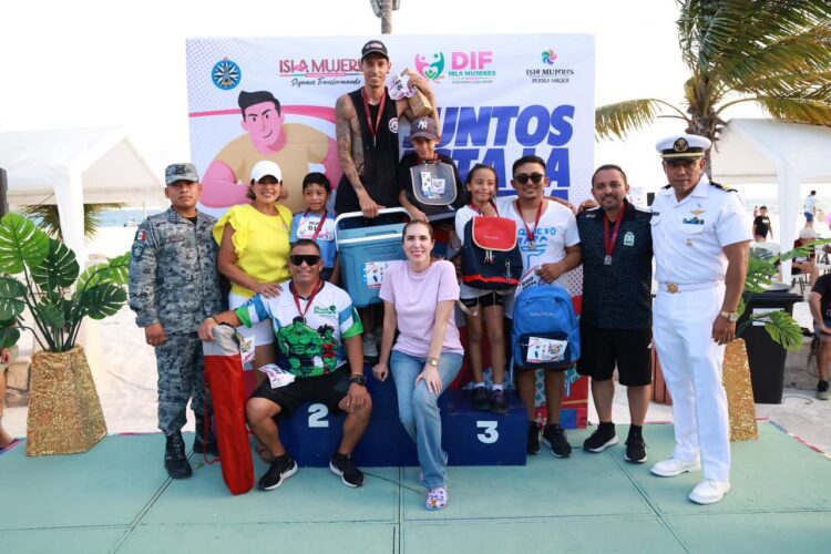 Carrera del Día del Padre reúne a familias de Isla Mujeres