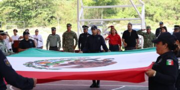 Fortalecen cultura de la prevención y confianza en instituciones con “Policía en tu Escuela” en Puerto Morelos