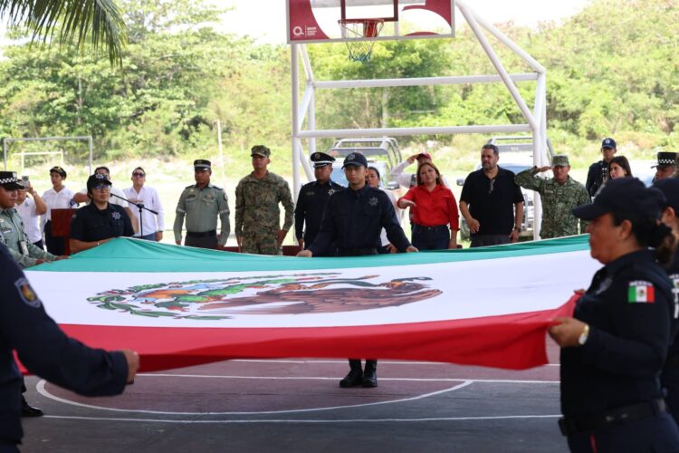 Fortalecen cultura de la prevención y confianza en instituciones con “Policía en tu Escuela” en Puerto Morelos