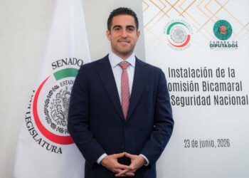 Eugenio Segura solicita licencia al Senado a fin de participar en la interna de Morena