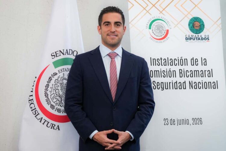 Eugenio Segura solicita licencia al Senado a fin de participar en la interna de Morena