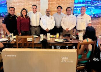 Gobierno de Estefanía Mercado reconoce la labor de los paramédicos de Playa del Carmen