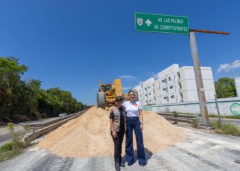 Estefanía Mercado inicia obra de repavimentación del puente de Flor de Ciruelo con inversión de 6 mdp
