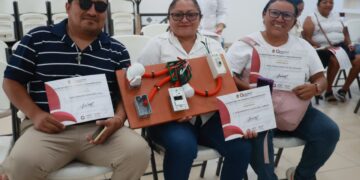 Concluyen con éxito cursos gratuitos de Electricidad Básica e Instalación de Tablaroca en Isla Mujeres