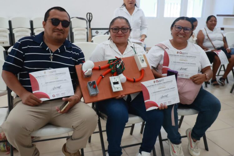 Concluyen con éxito cursos gratuitos de Electricidad Básica e Instalación de Tablaroca en Isla Mujeres