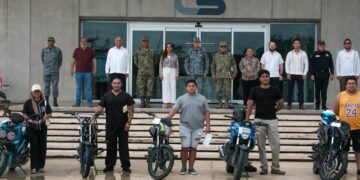 Mara Lezama entrega vehículos y motocicletas recuperadas a sus propietarios