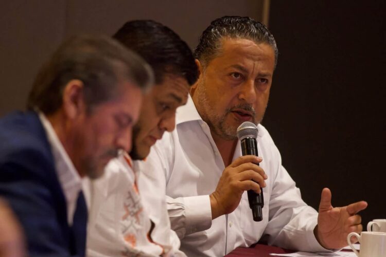 Jorge Sanén fortalece el trabajo legislativo con la dirigencia nacional de Morena y coordinadores parlamentarios del país