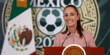 Anuncia Sheinbaum consulta a maestros “escuela por escuela”