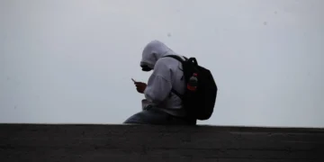 Gobierno anuncia prórroga para vincular líneas celulares a la CURP; publica nuevo calendario