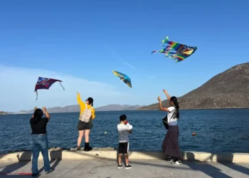 Niños alzan la voz contra planta de amoniaco en Topolobampo