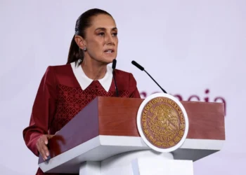 Desfachatez, hipocresía y falta de liderazgos: Sheinbaum sobre presencia de Fox y Calderón con Maru Campos