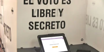 INE hace simulacro de voto electrónico para mexicanos en el extranjero; participan más de mil 500 connacionales