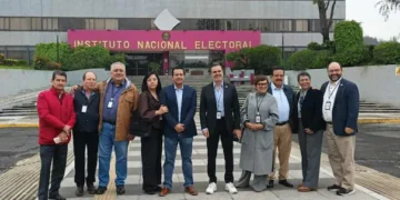 Somos México y PAZ inician actividades como partidos políticos; INE asigna oficinas, personal y constancias
