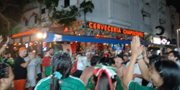 Levanta victoria de México ventas en sports bar; ahora anticipan mejores cifras el domingo