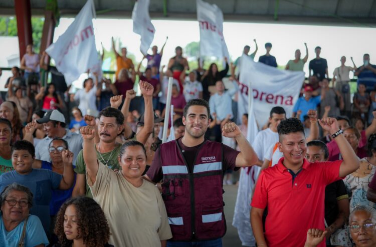 Gino Segura recorre calles de Cancún para escuchar a las familias y fortalecer la organización de Morena