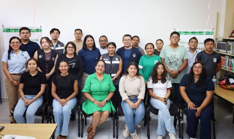 Avanza la profesionalización de las y los servidores públicos en Puerto Morelos