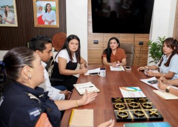 Blanca Merari coordina acciones para fortalecer la “Estrategia Violeta”