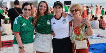 Isla Mujeres vive una gran fiesta futbolera con el Fut Fest en Playa Centro