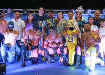 La emoción de la lucha libre llega a las Fiestas de Fundación 2026 con “Furia en el Caribe”