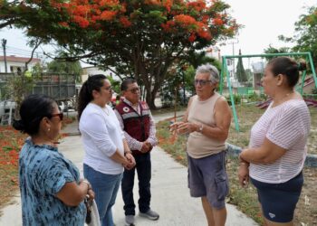 Responde Ayuntamiento de BJ a solicitudes vecinales con limpieza de espacios públicos