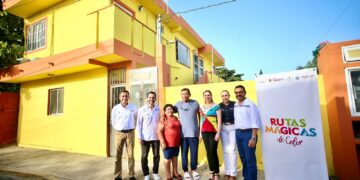 Transforman imagen urbana de Isla Mujeres con el programa Rutas Mágicas de Color