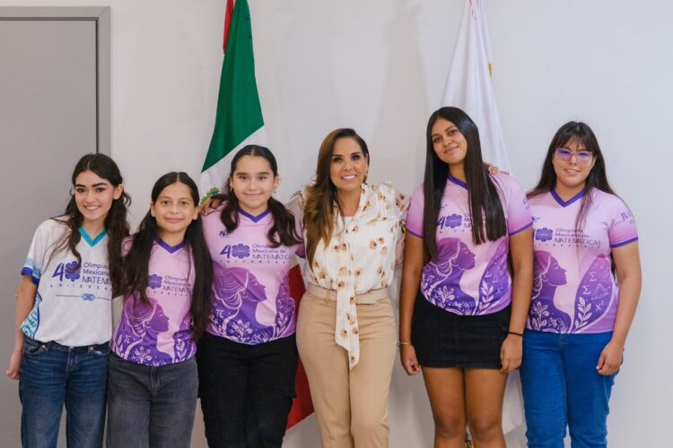 Reconoce Mara Lezama a estudiantes que representaron a Quintana Roo en la Olimpiada Mexicana de Matemáticas