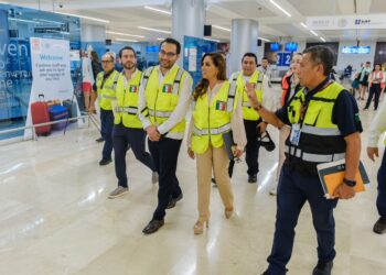 Supervisan Mara Lezama y titular de Aduanas avances para agilizar atención a pasajeros en Aeropuerto de Cancún