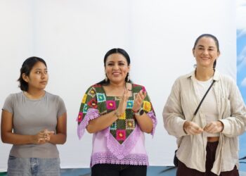 Asiste Blanca Merari a la ceremonia de clausura del taller “Aprender a emprender”