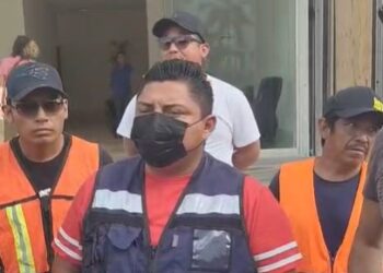 Protestan trabajadores por falta de pago de constructora Grupo Bec en Cancún