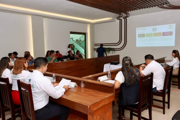 Sesiona Comité Institucional de Apoyo a la Contraloría Social en Puerto Morelos  