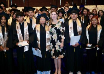 Atenea acompaña como Madrina de Generación a egresados del Colegio de Bachilleres Plantel Ciudad Mujeres
