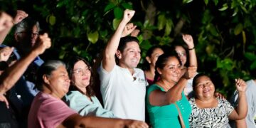 Renán Sánchez refrenda cercanía con familias de Cozumel: más del 80% de gestiones han sido solucionadas
