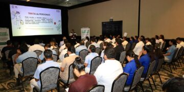 Fortalece SIPINNA Puerto Morelos acciones de prevención contra la trata de personas en el sector turístico