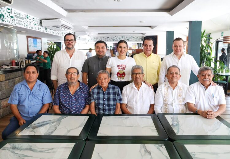 Estefanía Mercado fortalece la memoria histórica de Playa del Carmen junto a exdelegados