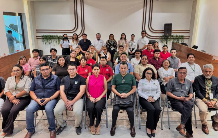 Imparte OIC taller sobre Código de Ética y Código de Conducta a servidores públicos de Puerto Morelos