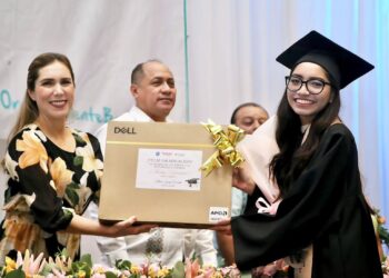 Gobierno de Isla Mujeres invita a jóvenes a registrarse en el programa “Transformando la Educación: Mi Computadora 2026”