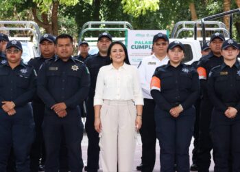 Gobierno de Isla Mujeres construye nuevo mirador en el Malecón Caribe