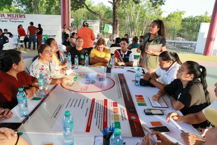 Gobierno de Isla Mujeres fortalece participación ciudadana con foros para actualizar Plan Municipal de Desarrollo