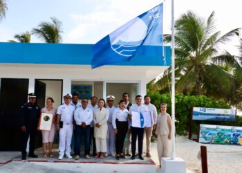 Puerto Morelos renueva su distintivo Blue Flag y gana reconocimiento Eco-Schools