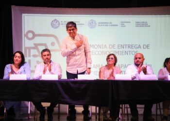 Gobierno de Estefanía Mercado fortalece la excelencia en el servicio público