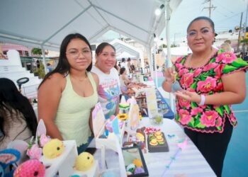 Gobierno de Isla Mujeres impulsa la economía local con una nueva edición de la Feria Artesanal