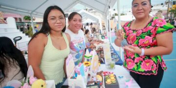 Gobierno de Isla Mujeres impulsa la economía local con una nueva edición de la Feria Artesanal