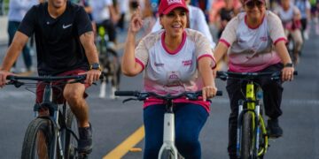 Arranca Mara Lezama “PuenteyAndo”, en el Puente Nichupté con más de 6 mil asistentes; espacio dominical de convivencia familiar