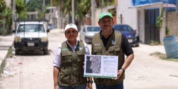 Verifica Blanca Merari preparativos para la construcción de un tramo más de la calle Propela en Puerto Morelos