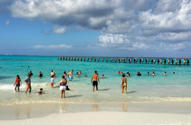 Peligrosa tendencia, difundir supuestas ‘playas escondidas’ en Cancún